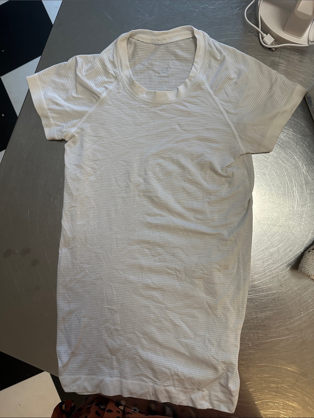 Lululemon White Ribbed Short Sleeve Tee